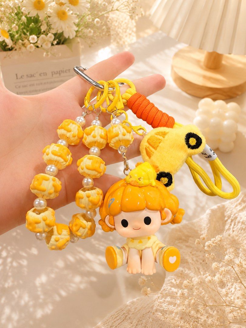 Authentic Titi Bag Charms (Category: Toys & Games) located in Shah Alam. Submitted by zetty9007 (Listing ID 1449191778, Image 2). Description: Original figure bag charms. .