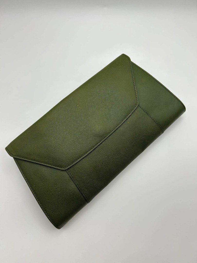 Authentic Valextra clutch (Category: Clutches) located in Cagayan de Oro. Submitted by borse_de_amore (Listing ID 1449277137, Image 1). Description: Authentic Valextra clutch No major issues fits long wallet & promax Minimal signs of use only 🏷️4,800.