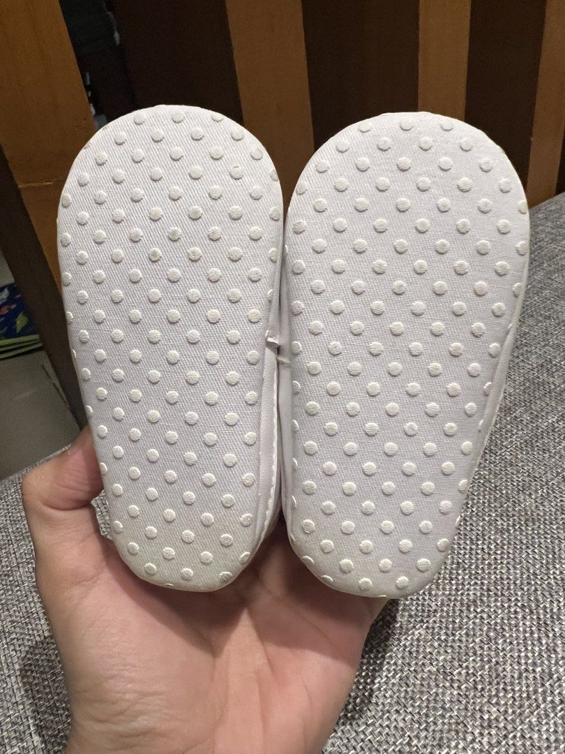 Baby Shoes White (6-9mos) (Category: Babies & Kids Fashion) located in Las Pinas. Submitted by jhind_ (Listing ID 1449230495, Image 3). Description: Used once for Christening. .