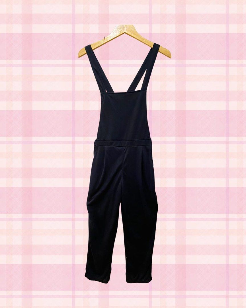 Baju kodok bahan kaos (Kategori: Jumpsuits) berada di Tangerang. Dikirim oleh charity_stuff (ID iklan 1449256964, Gambar 1). Deskripsi: .
