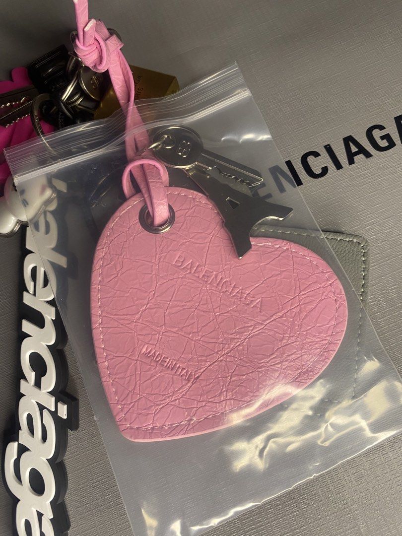 BALENCIAGA SLG KEYRING (Category: Luxury Accessories) located in Manila. Submitted by itachi1997 (Listing ID 1449311777, Image 2). Description: Inclusion : Balenciaga dust Bag Balenciaga Paper Bag.