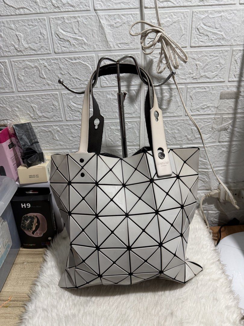 BAO BAO (Category: Tote Bags) located in Davao. Submitted by blessed6 (Listing ID 1449244198, Image 2). Description: .