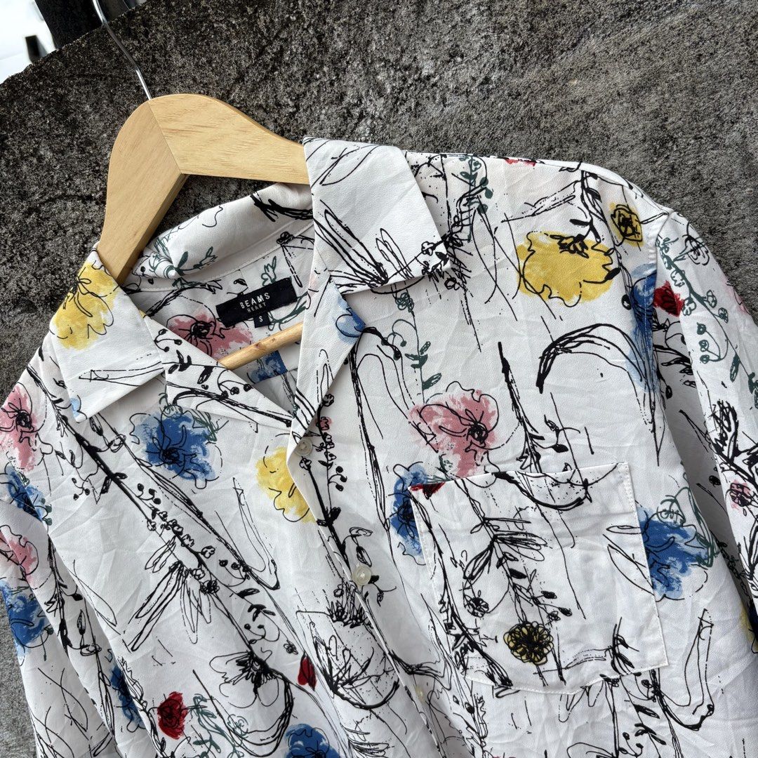 Beams Heart Open Collar Shirt (Category: Tshirts & Polo Shirts ) located in Naga. Submitted by reshelled (Listing ID 1449272457, Image 1). Description: Good Condition Minor Lints Size Small 22 x 27.5.