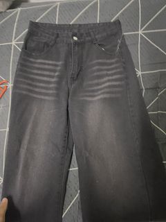 (Category: ) located in . Submitted by fiercedolphin-ae2e28 (Listing ID 1449194072, Image 1). Description: .