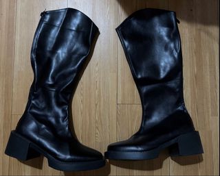 (Category: ) located in . Submitted by lurvethrift (Listing ID 1449266823, Image 1). Description: .