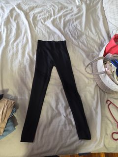 (Category: ) located in . Submitted by fuchsiadreams (Listing ID 1449143289, Image 1). Description: .