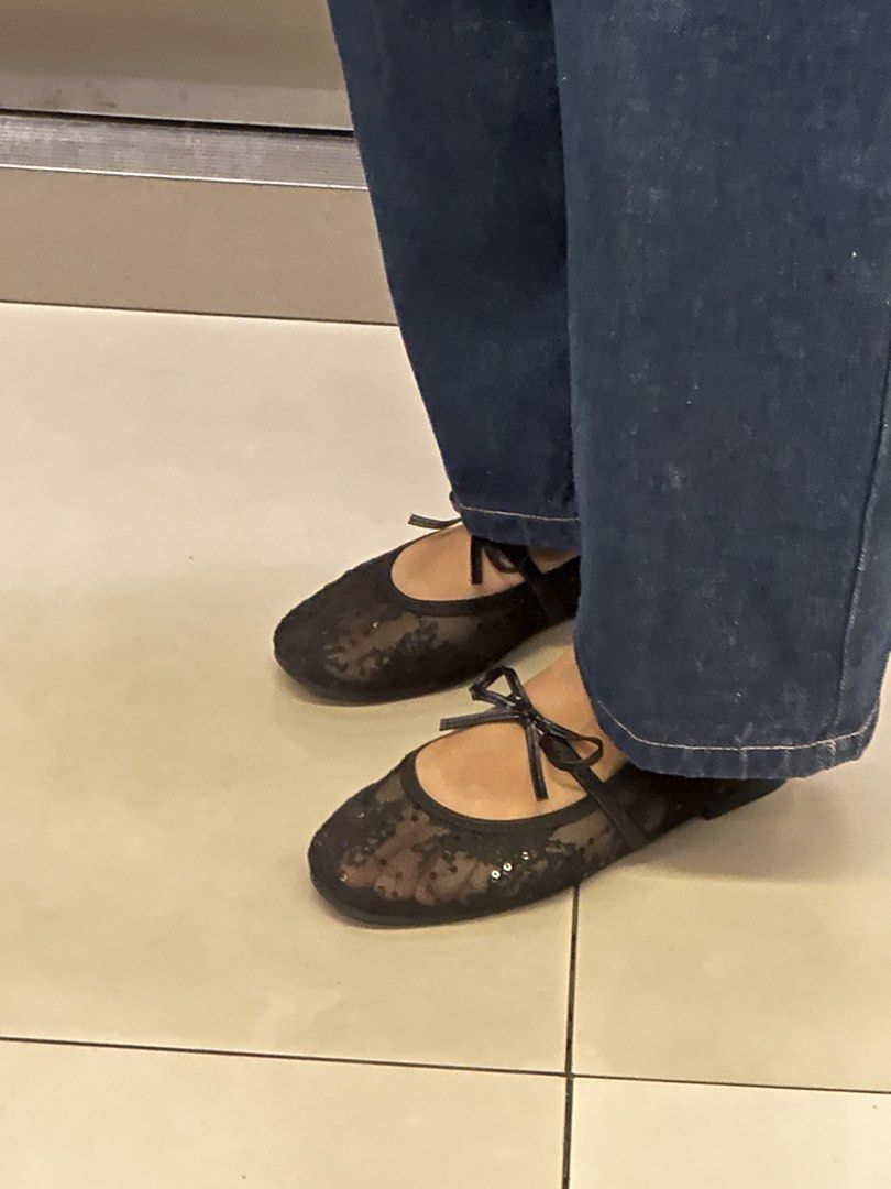 Black Mesh Ballet Flats with Bow Detail (Category: Flats & Sandals) located in Quezon City. Submitted by pur6ing (Listing ID 1449205010, Image 2). Description: [OPEN FOR NEGO] got it from tiktok shop for 350php! RFS: small for me 🥲 tiktok shop advised me to size up (im size 39) but i didn’t. *label/size on the shoe indicates 39 but would fit if you’re 37-38 *used only once but like for an hour only - cute black lace flats - easy slip-on style fo