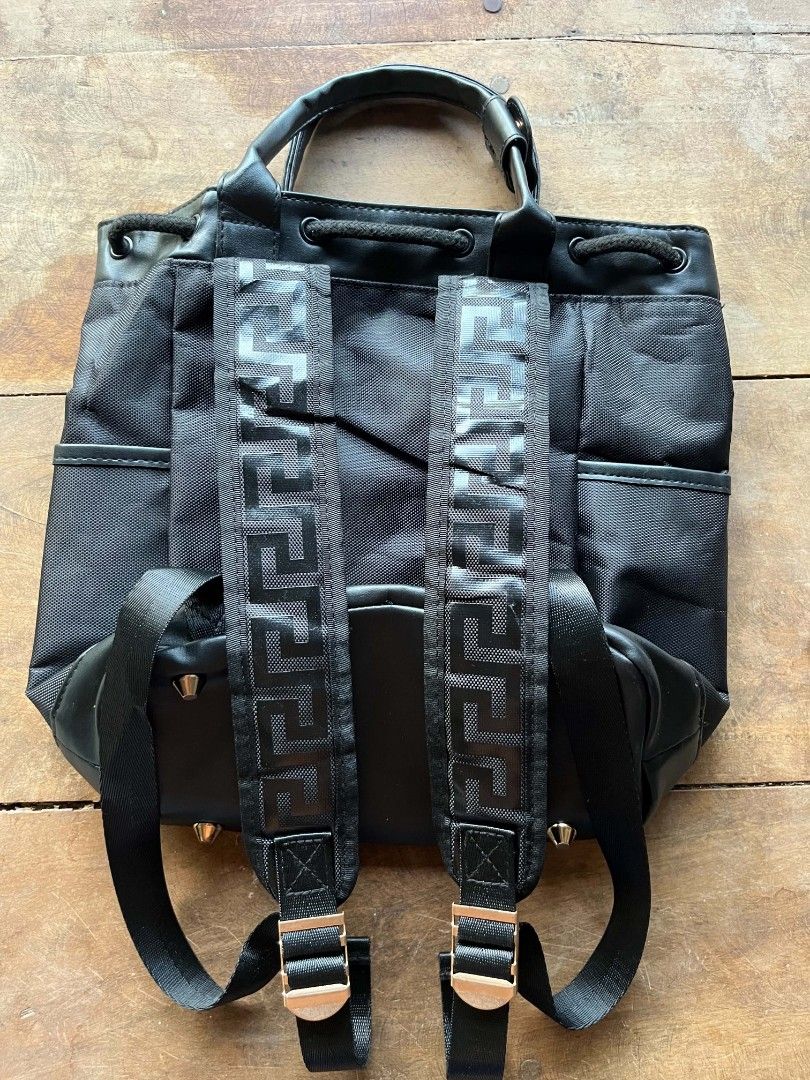 Black nylon Versace Parfums backpack (Category: Luxury Bags & Wallets) located in General Santos City (Dadiangas). Submitted by charles1.0 (Listing ID 1449210539, Image 3). Description: Dm me for details.