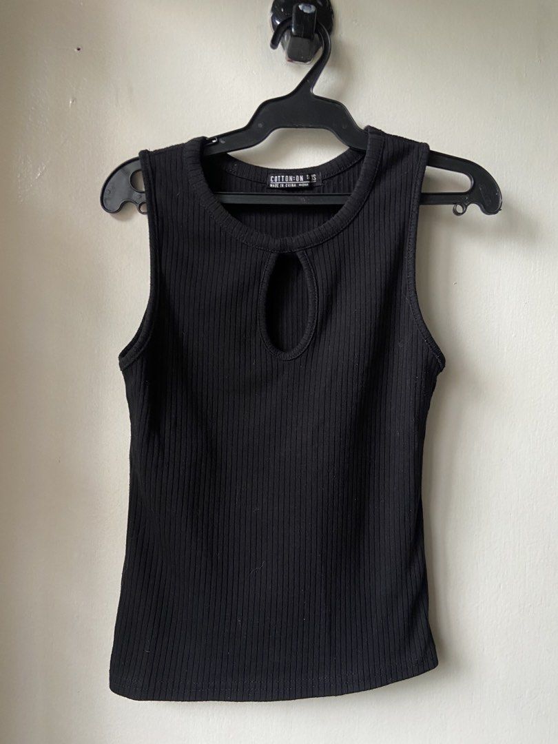 Black Ribbed Keyhole Tank Top (Category: Sleeveless) located in Manila. Submitted by cosmic.ph (Listing ID 1449204362, Image 1). Description: Cotton On Black Ribbed Keyhole Tank Top Stretchy fabric! Size XS but can go up to S Very simple and versatile, never worn! DM for more info!! <3 .