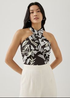 (Category: ) located in . Submitted by wardrobemirror (Listing ID 1449129778, Image 1). Description: .