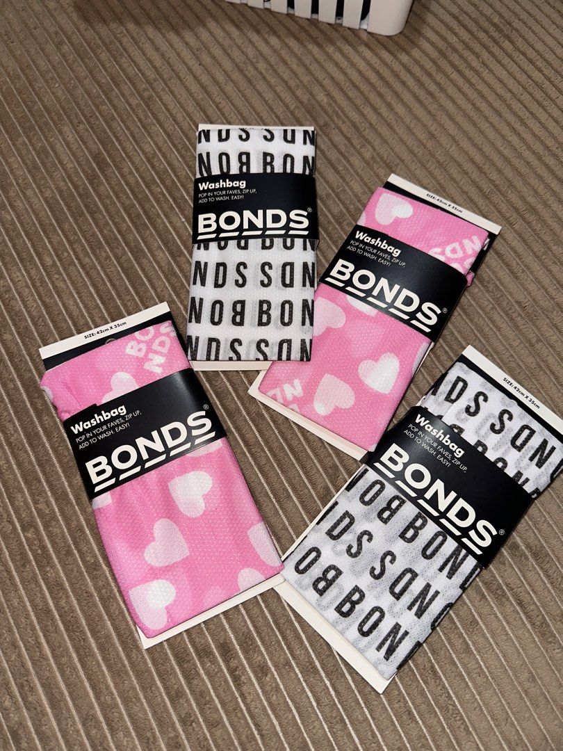 BONDS WASHBAG (Category: Babies & Kids Fashion) located in Bangi. Submitted by 21pandas (Listing ID 1449290310, Image 1). Description: Suitable to jaga kain wondersuit and romper.