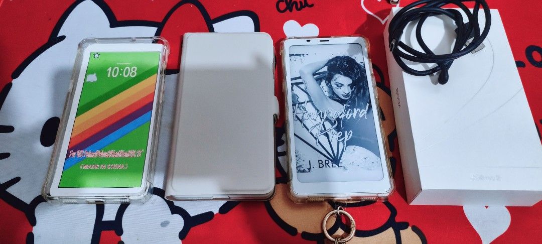 Boox Palma 2 (Category: E-Readers) located in Paranaque City. Submitted by kayescollection1 (Listing ID 1449325155, Image 2). Description: For Sale: Onyx Boox Palma 2 - Color: White - Price: 16K - Storage: 128GB - Brand and model: Onyx Boox - Ad supported: No - Refurbished: No - Inclusion: Original Box, Original USB charging cable, Original Boox Sleep Cover, generic clear case - Unit country: U.S. - Purchased from: E-reader seller - Condition: LI