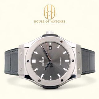 (Category: ) located in . Submitted by houseofwatches.sg (Listing ID 1449138824, Image 1). Description: .