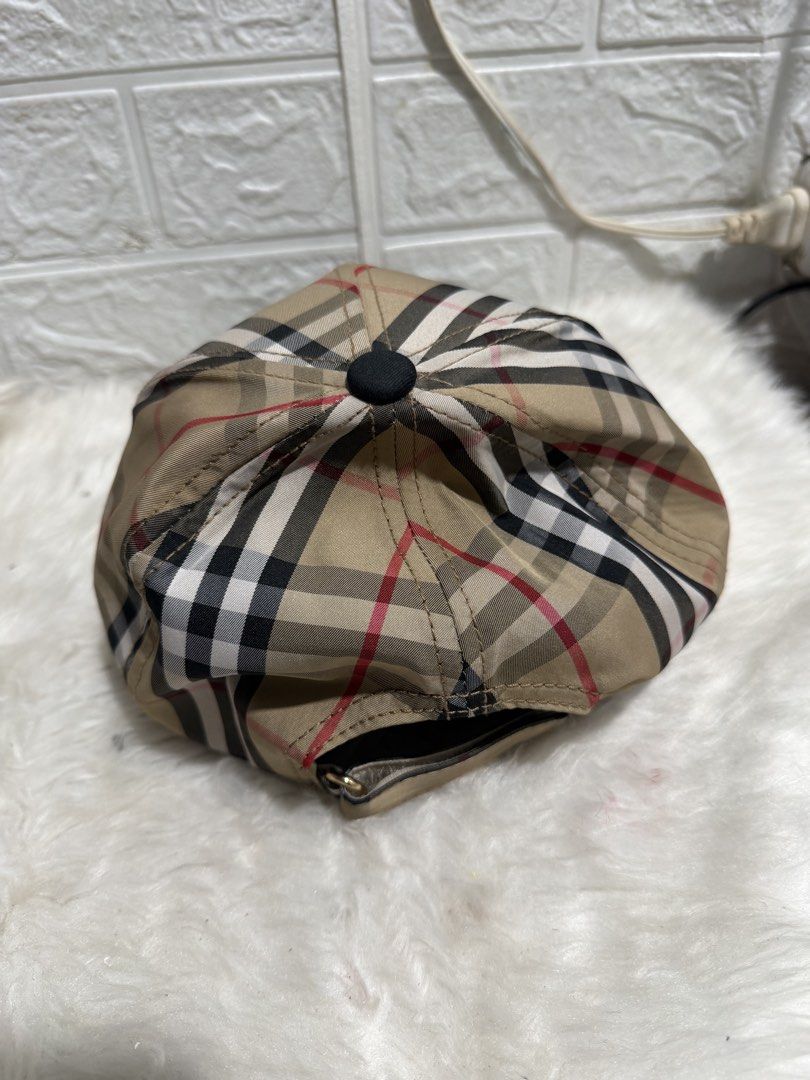 BURBERRY (Category: Luxury Accessories) located in Davao. Submitted by blessed6 (Listing ID 1449244738, Image 3). Description: .