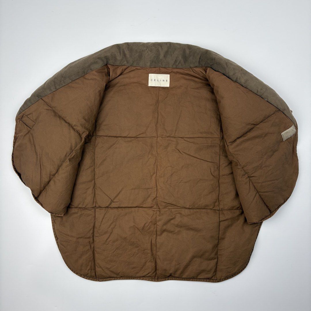Celine Macadame Poncho Vest (Category: Coats, Jackets and Outerwear) located in Bacolod City. Submitted by caast.archives (Listing ID 1449151530, Image 2). Description: Celine Macadame Poncho Vest Size: Small Condition: Good Flaw: Tears on lining.