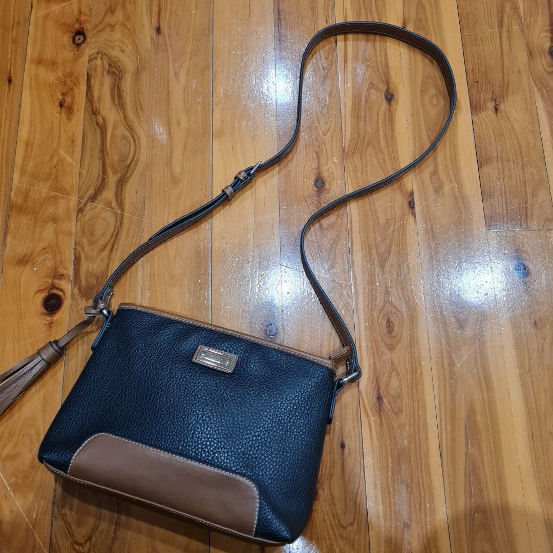 CELLINI SPORT | Black and tan Wyatt Sts crossbody bag | AS NEW | RRP $120 (Category: Women's Bags & Wallets) located in Sydney. Submitted by bilic83 (Listing ID 1449109659, Image 1). Description: .