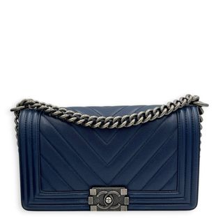 (Category: ) located in . Submitted by carousellluxury (Listing ID 1449147228, Image 1). Description: .