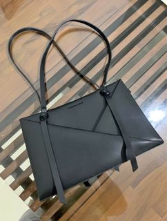(Kategori: ) berada di . Dikirim oleh dilaby_store (ID iklan 1449133902, Gambar 1). Deskripsi: .