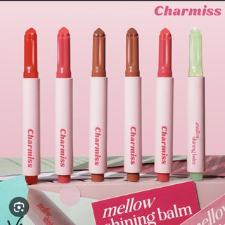 (Category: ) located in . Submitted by messy_wardrobe (Listing ID 1449219231, Image 1). Description: .