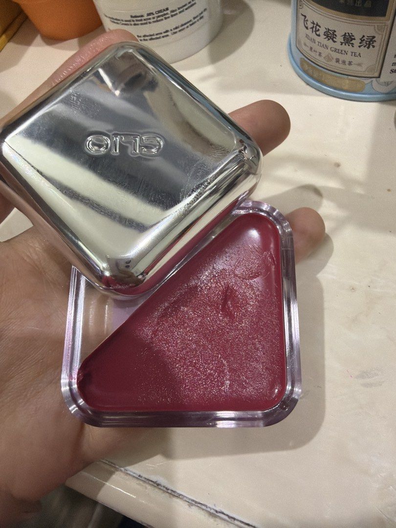 CLIO Essential Lip Cheek Tap 04 From Berry (Category: Makeup) located in Liloan. Submitted by angelinieee (Listing ID 1449254944, Image 2). Description: - CLIO Essential Lip Cheek Tap - Shade: 04 From Berry - Dual-purpose: Use on lips and cheeks - Color: Beautiful berry tone - Application: Tap-style - Origin: Made in Korea.
