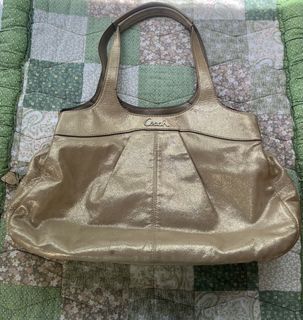 (Category: ) located in . Submitted by mwonny (Listing ID 1449263618, Image 1). Description: .