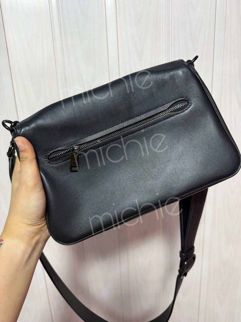 Coach Soft Tabby Shoulder Bag (Category: Luxury Bags & Wallets) located in Bacoor. Submitted by mmiicchhii13_ (Listing ID 1449075102, Image 3). Description: Original Bought from Coach Canada Website VGUC Missing hangtag No box.