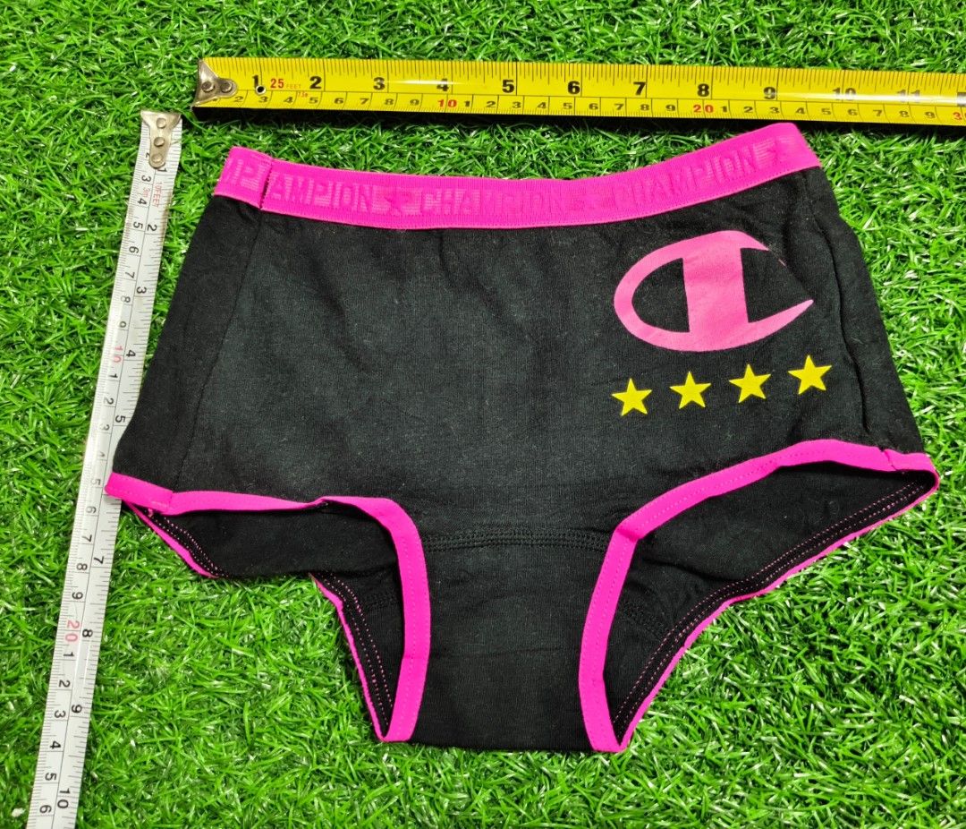 Code: 35 (Category: New Undergarments & Loungewear) located in Sungai Buloh. Submitted by Zirahh.BndleNightware (Listing ID 1449114933, Image 1). Description: 9/10.