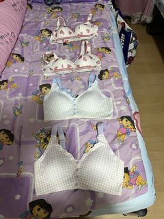 (Category: ) located in . Submitted by shoppee_00 (Listing ID 1449156934, Image 1). Description: .