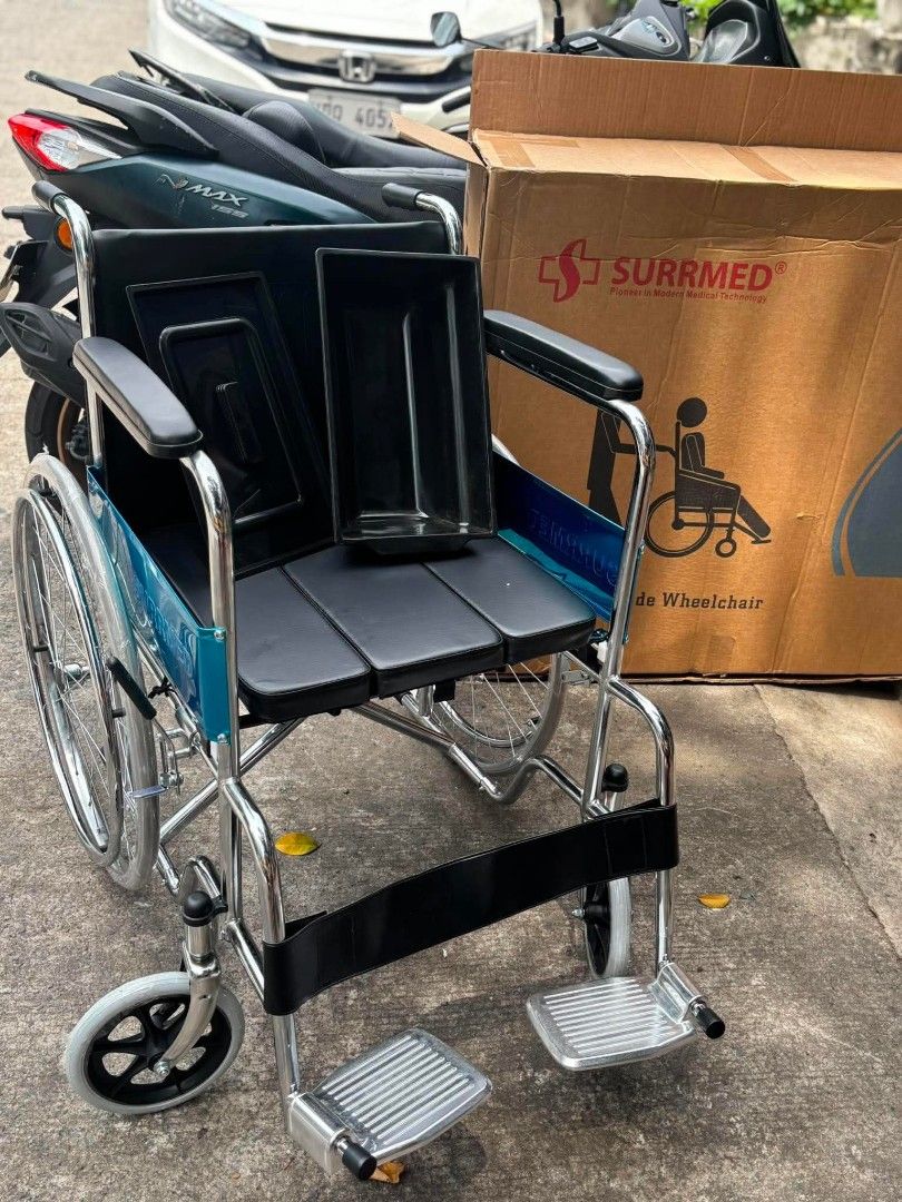 Commode wheelchair (Category: Wheelchairs) located in Manila. Submitted by cattleyaro61723 (Listing ID 1449324528, Image 1). Description: we accept bulk orders brandnew affordable onhand negotiable good quality and condition open for pick up and delivery high quality we also sell many medical supplies call me 09268225723 cod,gcash,bank transfer lifetime time free service.