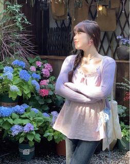 (Category: ) located in . Submitted by soobinsgarlic (Listing ID 1449296650, Image 1). Description: .