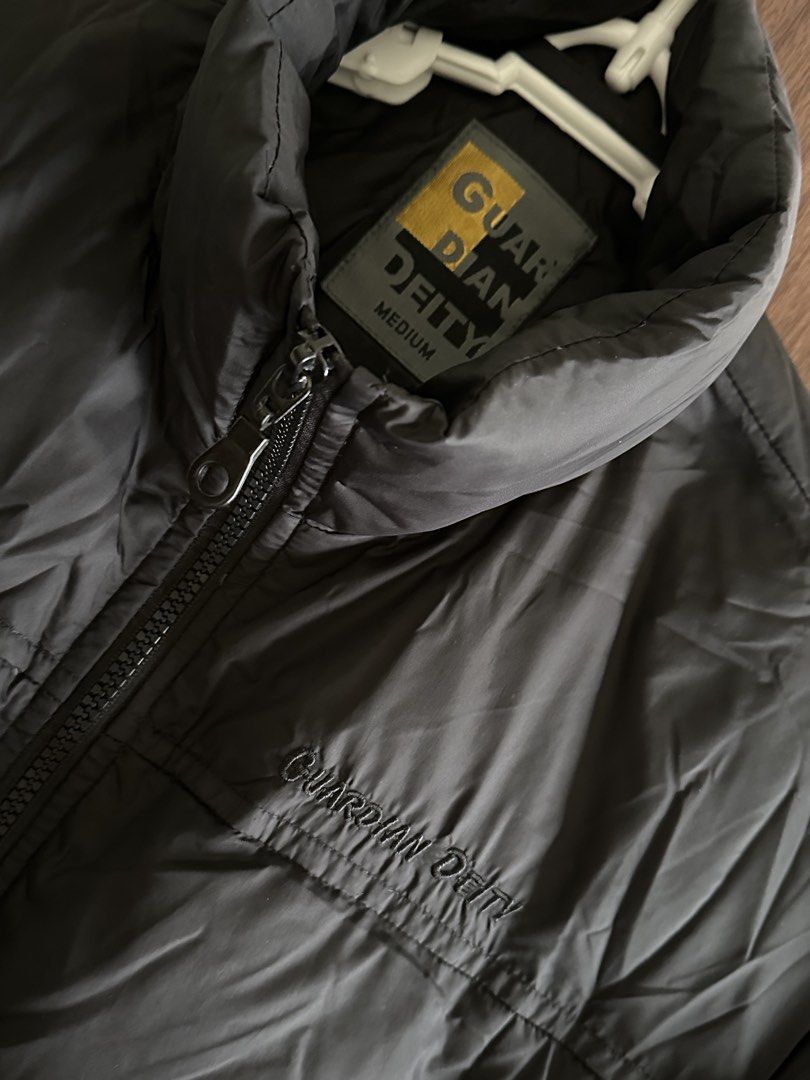 Down Jacket (Category: Coats, Jackets and Outerwear) located in Mandaluyong City. Submitted by humstrat (Listing ID 1449124393, Image 2). Description: RFS: used only for winter trip.