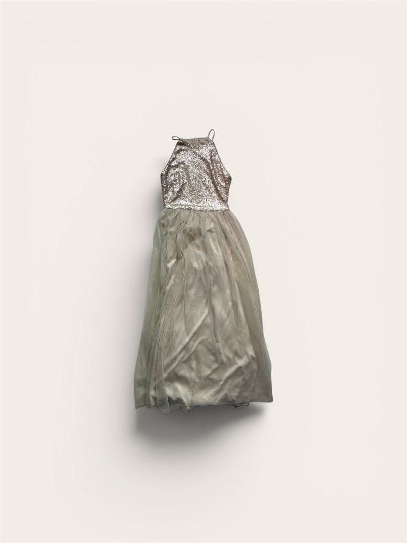 Dress - Threadtheory (Category: Evening Dresses & Gowns) located in Kuala Lumpur. Submitted by annnnnn0 (Listing ID 1449166899, Image 1). Description: - worn once - champagne bronze-ish color - sequin and mesh in excellent condition .