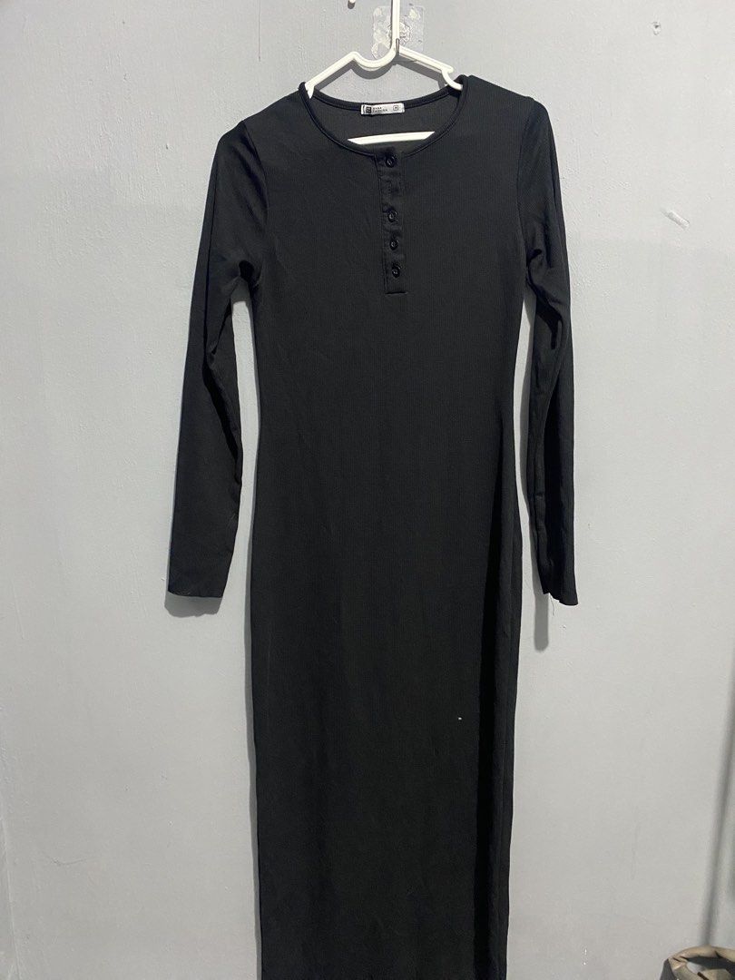 Dress Hitam merk Hana fashion (Kategori: Gaun & Rok) berada di Jambi. Dikirim oleh preloved.you.will.love (ID iklan 1449106692, Gambar 1). Deskripsi: belum pernah dipake keluar sama sekali, bagus banget ini nge fit di badan, jual rugi aja bisa tokren .