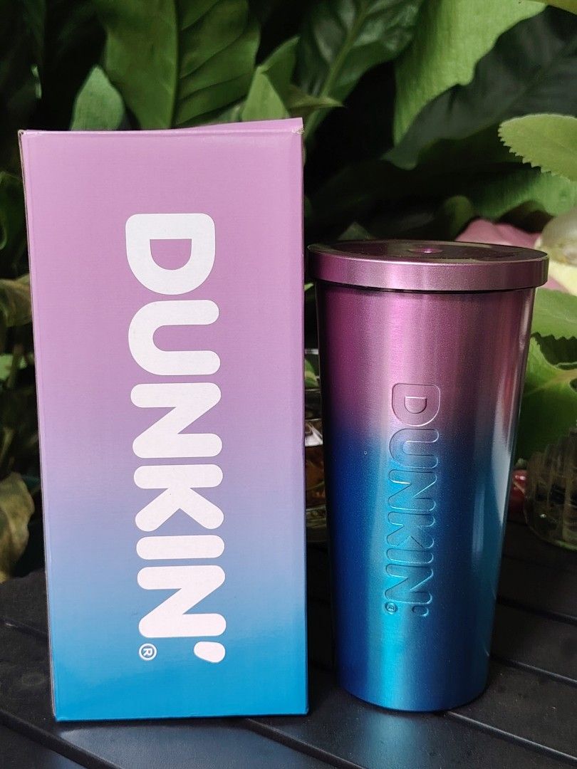 Dunkin Donut Tumbler with Straw (Category: Water Bottles & Tumblers) located in Quezon City. Submitted by anna.anna8 (Listing ID 1449164516, Image 1). Description: - dunkin donut tumbler with straw - Matching lid.