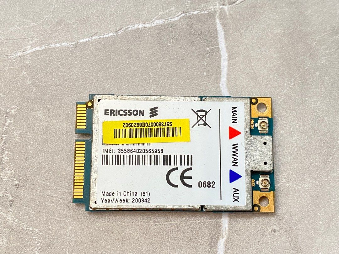 Ericsson WWAN WLAN Wireless Card Module （分類：Wifi及上網相關產品）位於 Hong Kong。 由 derekhuen 提交（商品編號 1449238628，圖片 1）。簡介： Ericsson wireless card. Model number 355986A0205958. Made in China, Connectors for MAIN and AUX. Tested and working. Selling as is.。