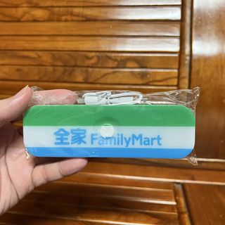 由 lokitoyshouse (刊登 ID 1449252701，圖片 1) 提交，位於 的 (類別：)，說明：。