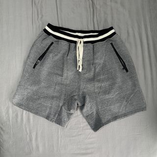 (Category: ) located in . Submitted by karoucelle (Listing ID 1449206363, Image 1). Description: .