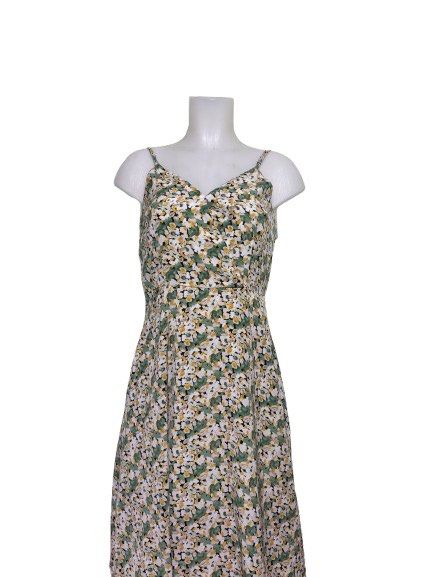 Floral Print Spaghetti Strap Midi Dress (Category: Dresses) located in Makati City. Submitted by PamsCorner (Listing ID 1449228165, Image 1). Description: - Cute floral print midi dress - Features spaghetti straps - Flattering A-line silhouette - Pattern: White, green, and yellow flowers - Ideal for casual outings or summer events - Easy to wear and style.