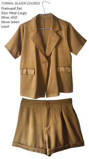 (Category: ) located in . Submitted by cay_closet (Listing ID 1449321414, Image 1). Description: .