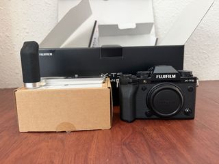 （分類：）位於 。 由 edgarsanuy 提交（商品編號 1449204878，圖片 1）。簡介： 。