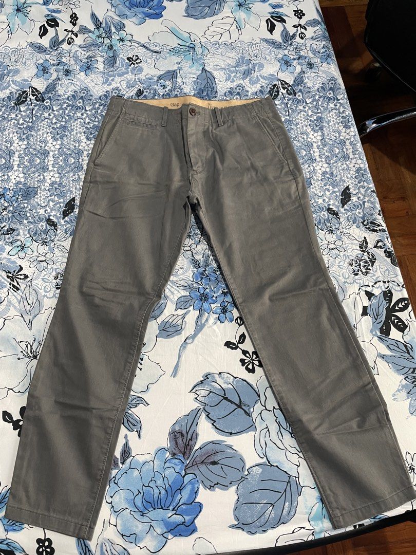 Gap The Lived-In Slim Chino Pants (Category: Chinos) located in Quezon City. Submitted by abc2xxx (Listing ID 1449193509, Image 1). Description: Used Gap Grey Chino Pants - Size: W30 L32 - Closure: Button and zip - Pockets: Two back pockets - Bought in Japan Location: Quezon City around Congressional Extension.