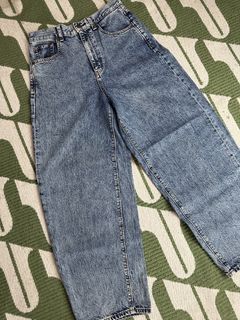 (Category: ) located in . Submitted by balingthrift_ (Listing ID 1449301288, Image 1). Description: .
