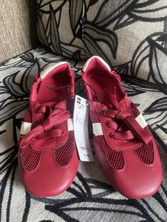 (Category: ) located in . Submitted by prelovedclothesofzoe (Listing ID 1449172863, Image 1). Description: .