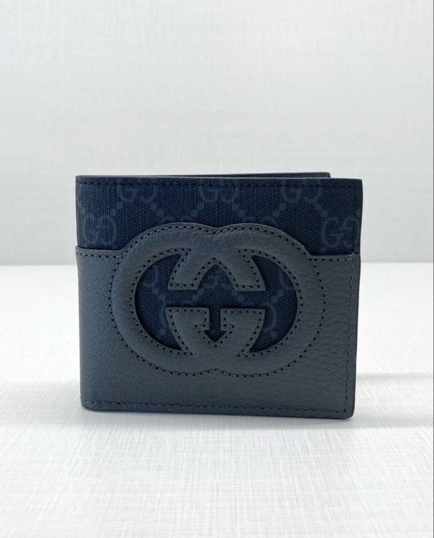 Gucci Supreme Bi Fold Wallet Gray (Category: Luxury Bags & Wallets) located in Lipa City. Submitted by curated.luxury (Listing ID 1449281871, Image 3). Description: .