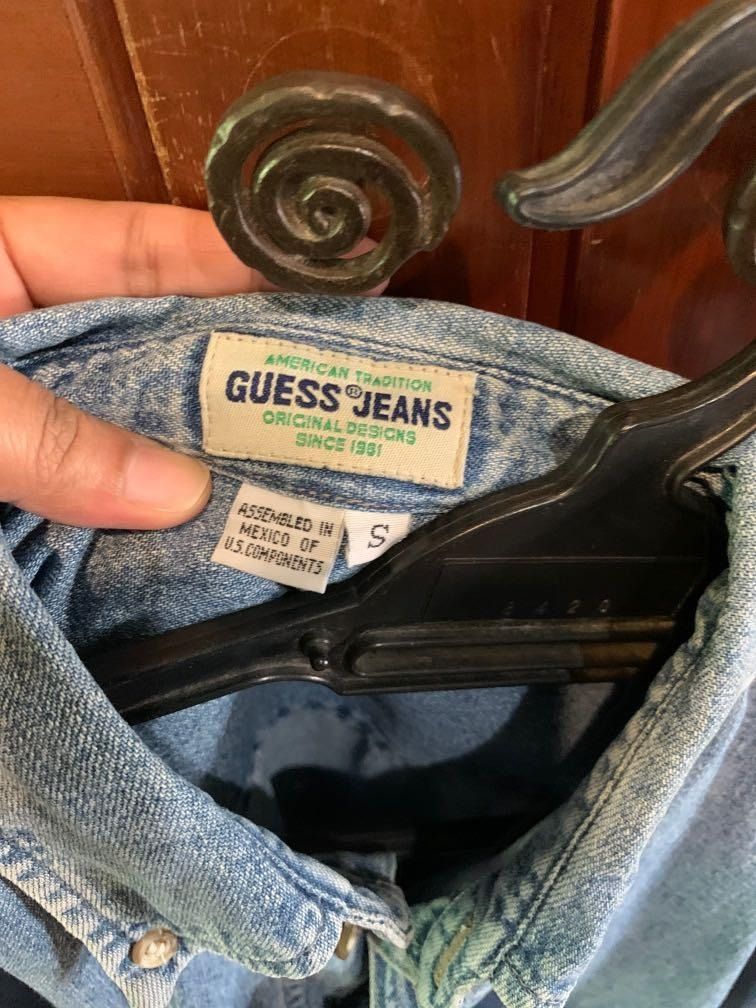 Guess Denim Oversized Top (Kategori: Atasan) berada di Jakarta Pusat. Dikirim oleh bersihbersirumah (ID iklan 1449187827, Gambar 3). Deskripsi: bismillahirahmanirahim.. semoga semua barang yang dijual murah ini bisa bermanfaat untuk kalian yaa dan jadi berkah buatku amin checkout nya langsung di 🆂hope ya karna barangnya udh di upload ke sana semua cek di 🆂hope Llnknya udh aku simpen di bio sama di bagian opsi pengiriman (mailing & delivery).