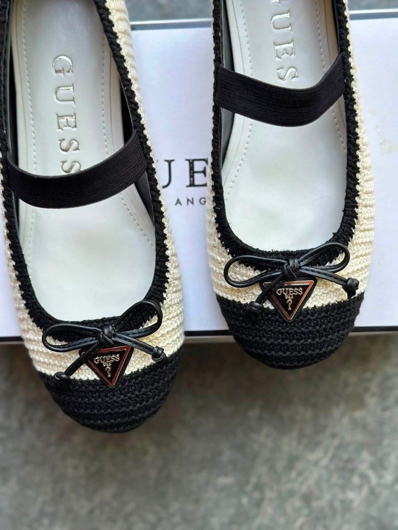 GUESS DOLL SHOES (Category: Flats & Sandals) located in Makati City. Submitted by mooning06 (Listing ID 1449185553, Image 2). Description: CAN PASS AS NEW USED ONCE BOUGHT FROM US.