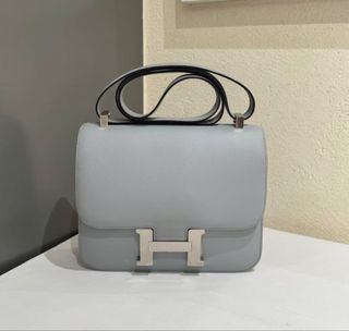 （分類：）位於 。 由 bellize.luxury 提交（商品編號 1445781697，圖片 1）。簡介： 。