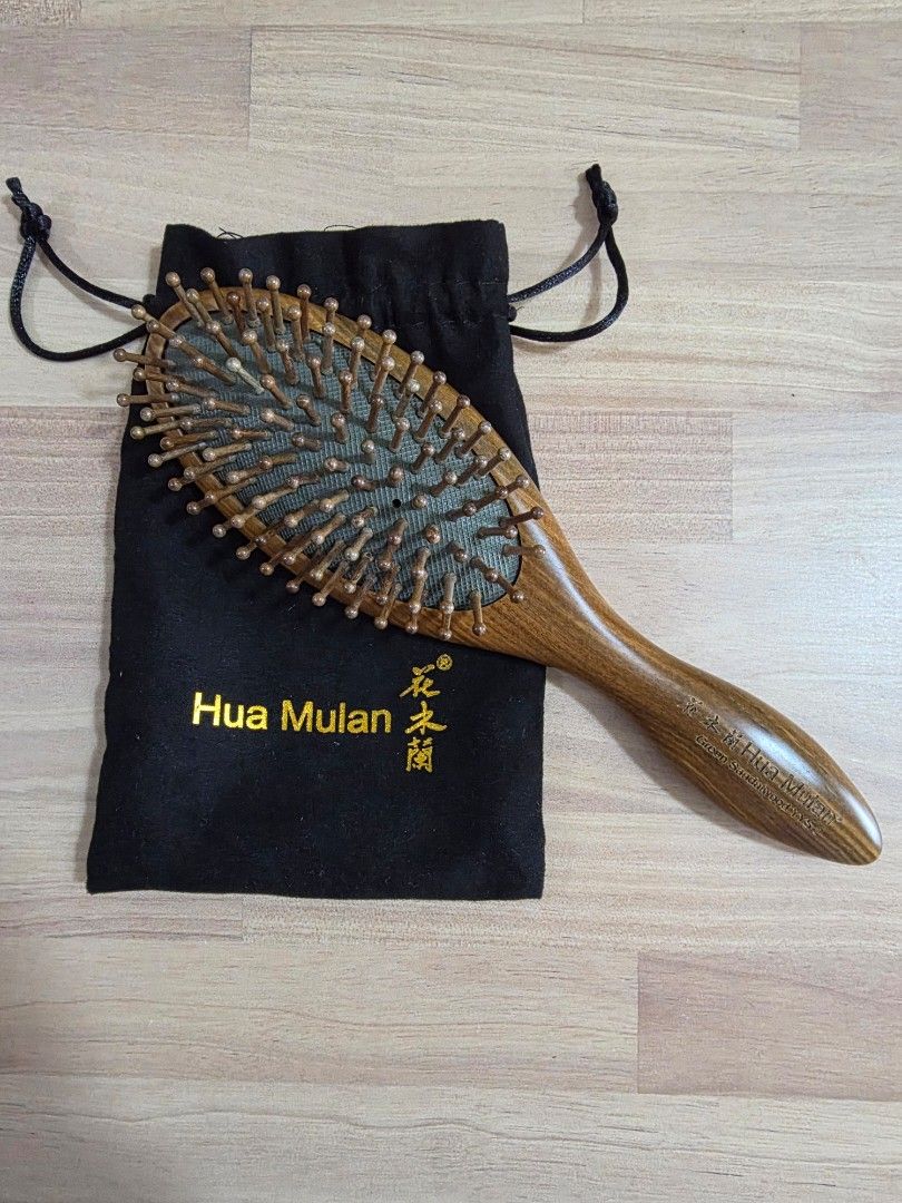 Hua Mulan Hair Brush (Category: Hair) located in Taguig. Submitted by youcompleteme (Listing ID 1449200821, Image 2). Description: 📌 Hua Mulan hair brush - Brand new - Sandalwood 💰 Php 2,000.00 - Fixed price - Last price 💳 Payment through Gcash for reservation at least 1 day prior to pick-up/Lalamove booking (until 5 PM) 🛵 Pick-up location: BGC.