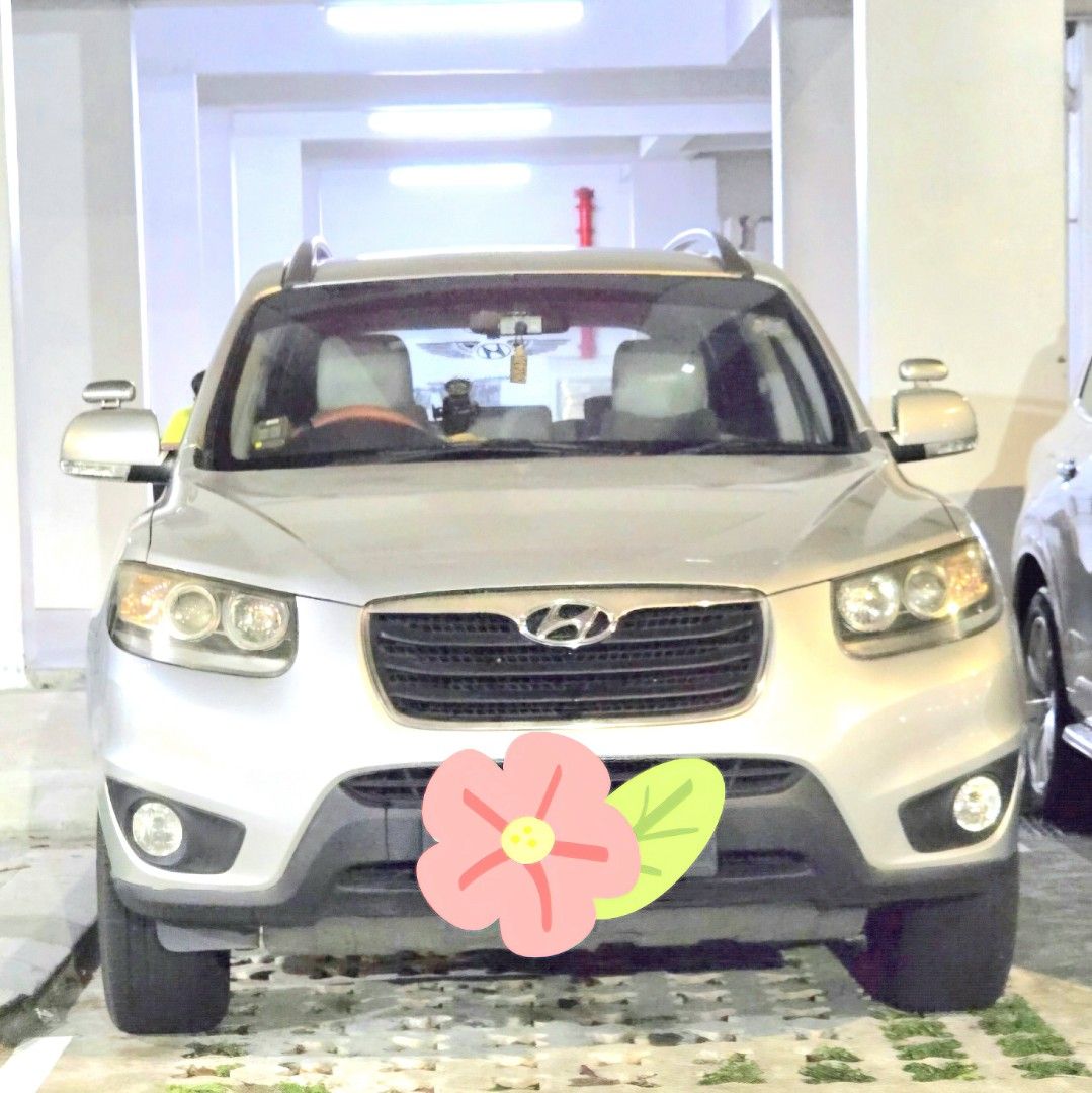 Hyundai Santa Fe 2.4 GLS Sunroof (A) (Category: Used Cars) located in Singapore. Submitted by jemball78sg (Listing ID 1449183246, Image 1). Description: Road tax expiring Nov 2026..