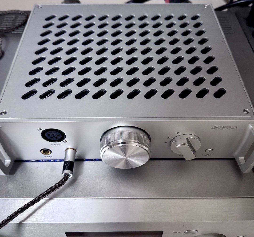 iBasso Kunlun Headphone Amplifier